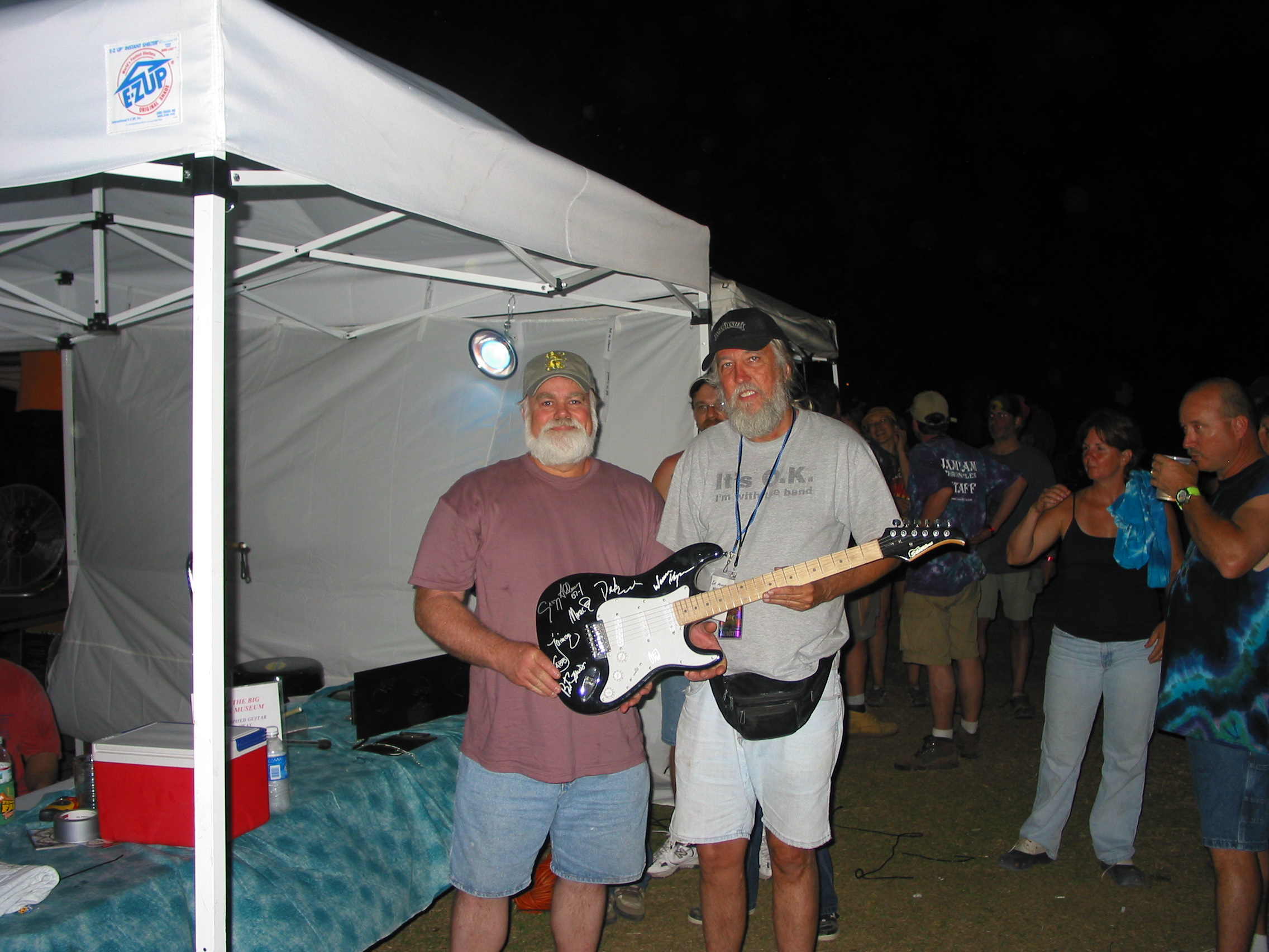 What a way to end the 2007 Wanee Festival, Me winning a ABB signed Guitar